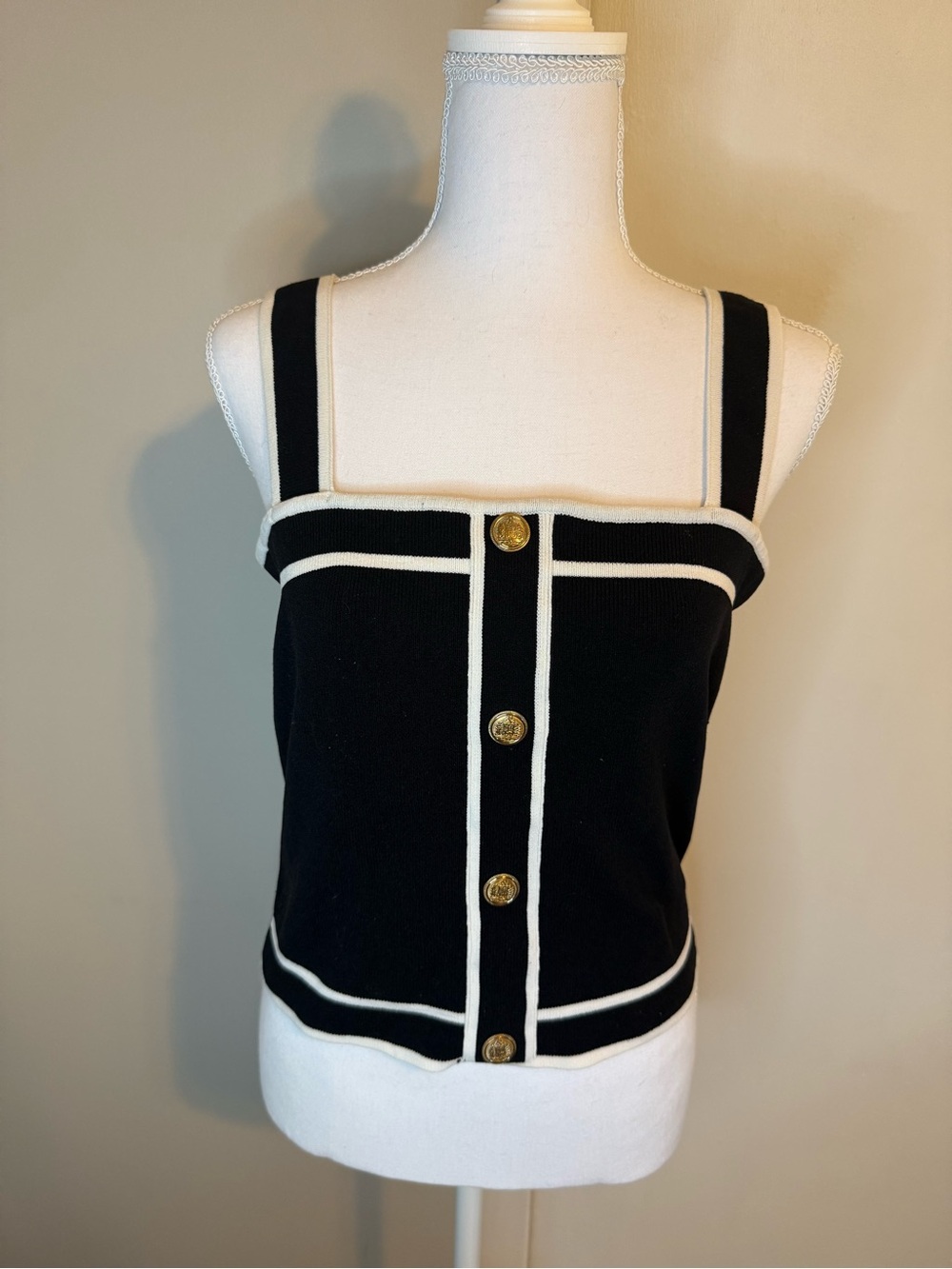 Bailey/44 Black & White Knit Tank Top Gold Crest Buttons Size Large